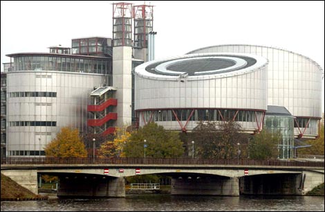 Здание Европейского суда в Страсбурге. (Фото — EPA)